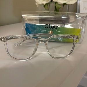 QUAY blue light glasses- worn <4 times
